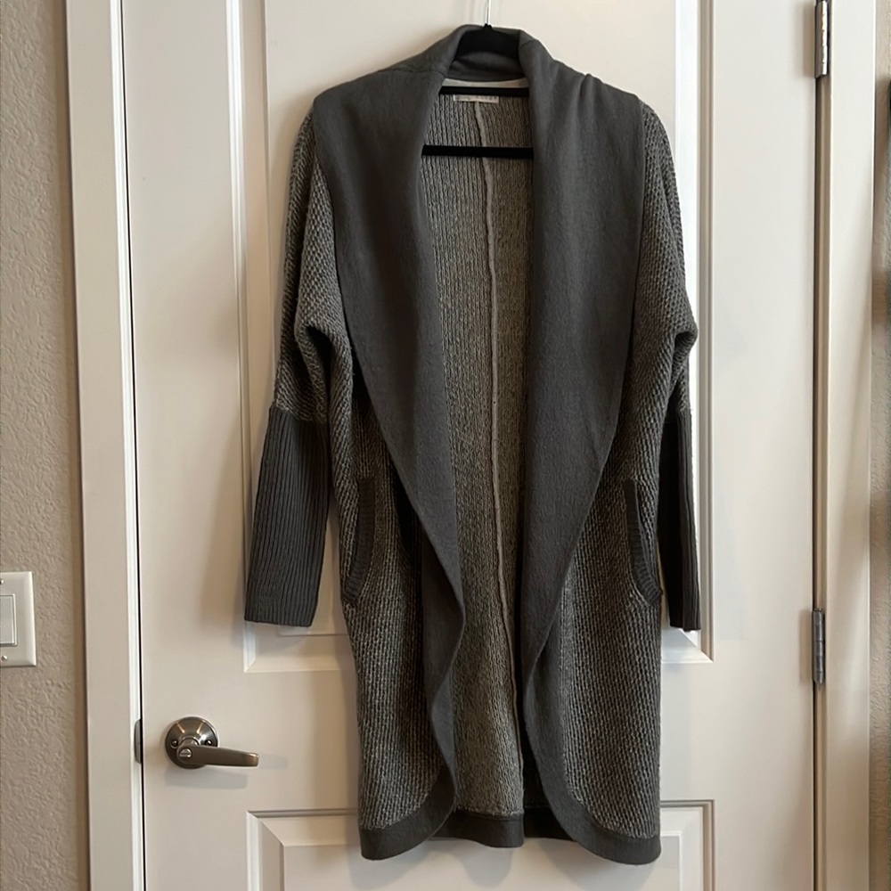 Hinge open sweater jacket - XS